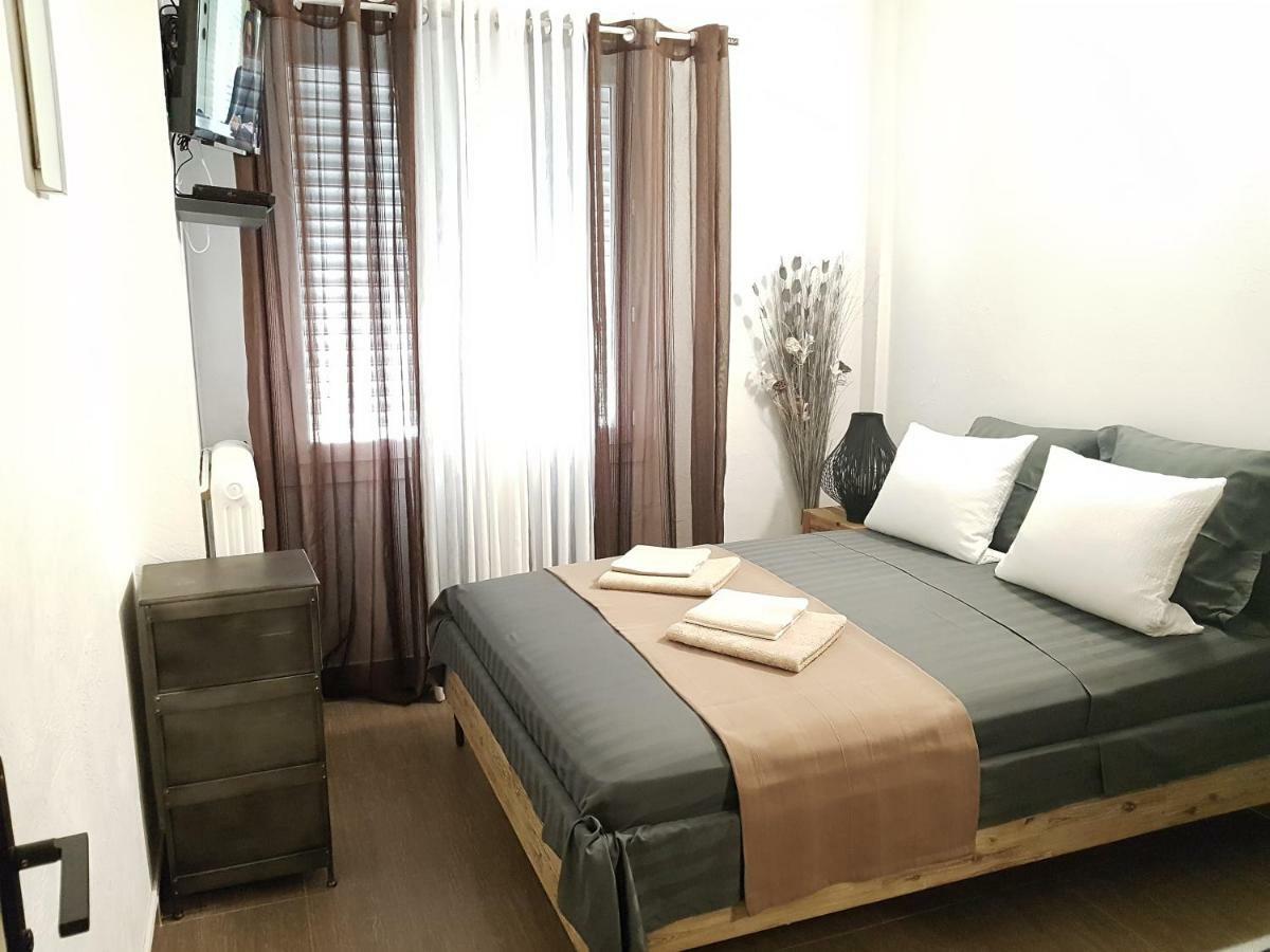 Les Pieds Dans L'Eau Bed & Breakfast นีซ ภายนอก รูปภาพ